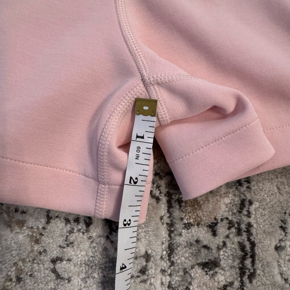 Lululemon softstreme short - Picture 3 of 7